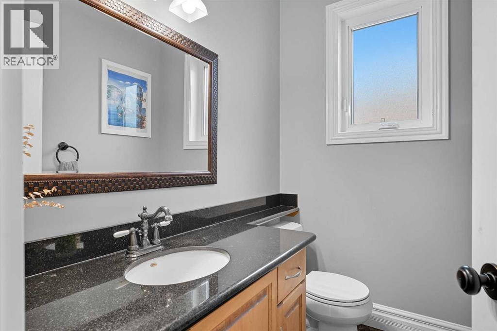 Single Family House for Sale in   Avenue NE Tuxedo Park Calgary 