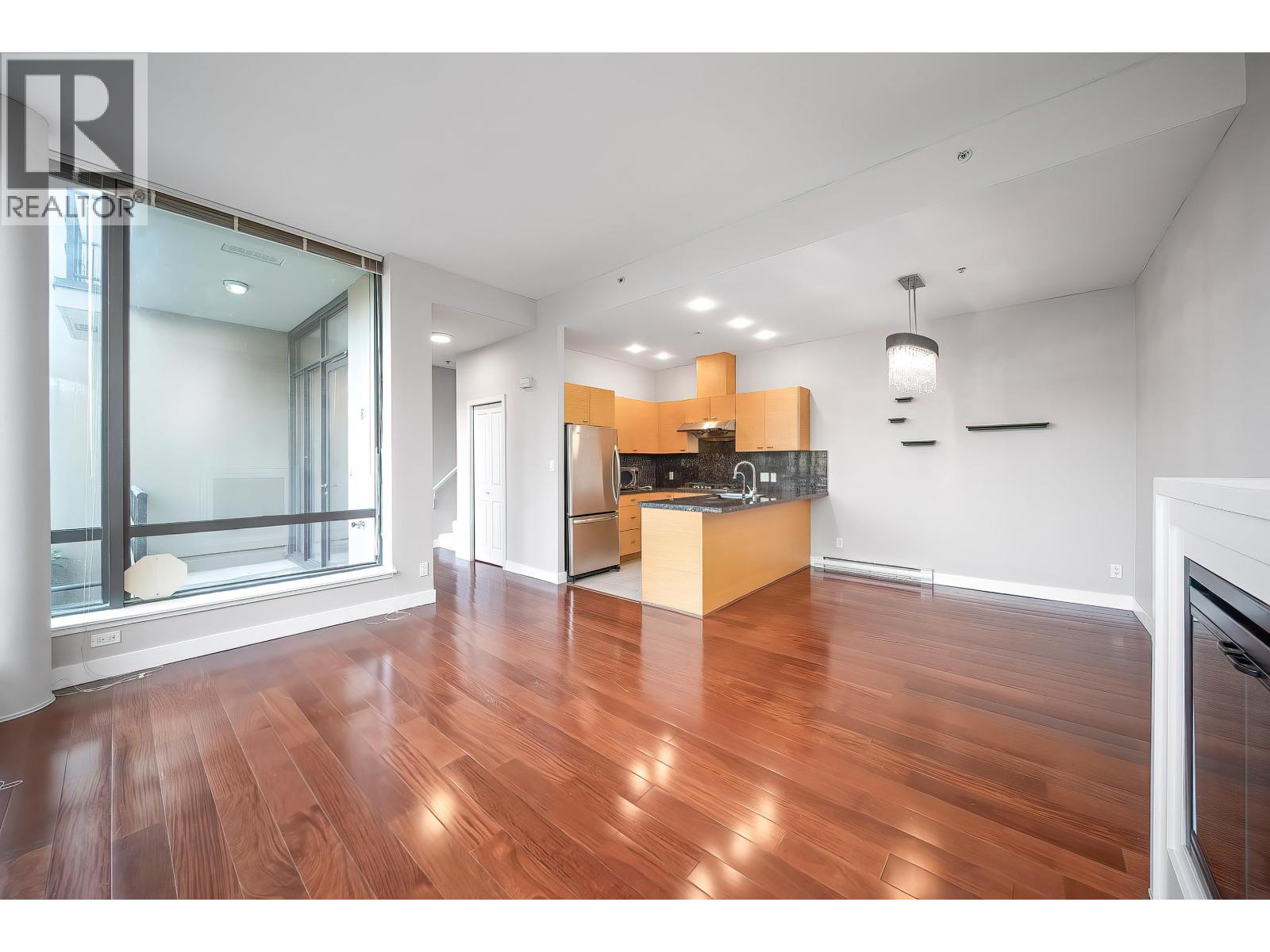 #8-6333 KATSURA Street, Richmond