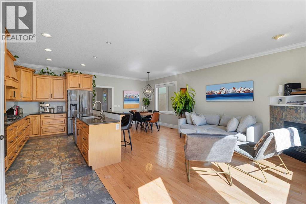 Single Family House for Sale in   Avenue NE Tuxedo Park Calgary 