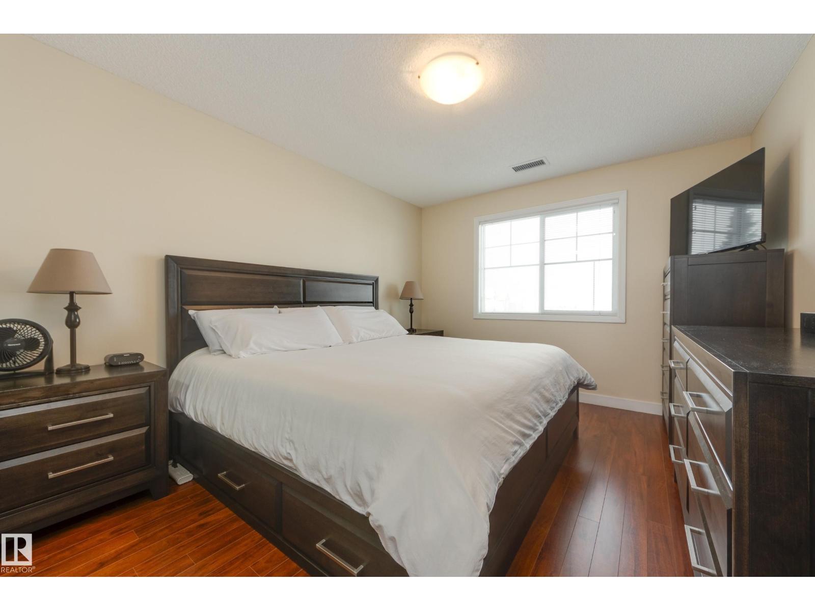 #2216 4 AUGUSTINE CR, Sherwood Park