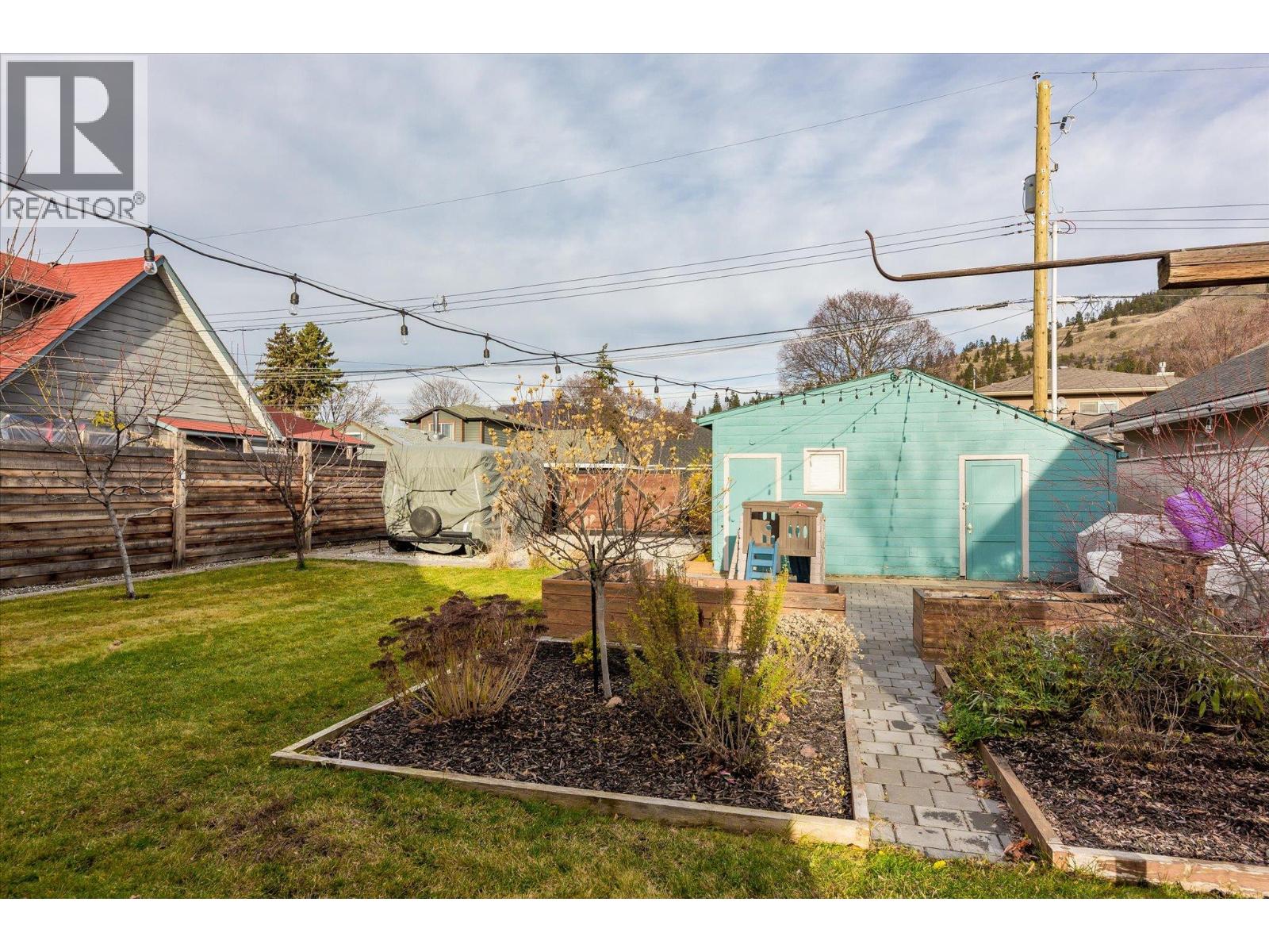  584 Okanagan Boulevard, Kelowna