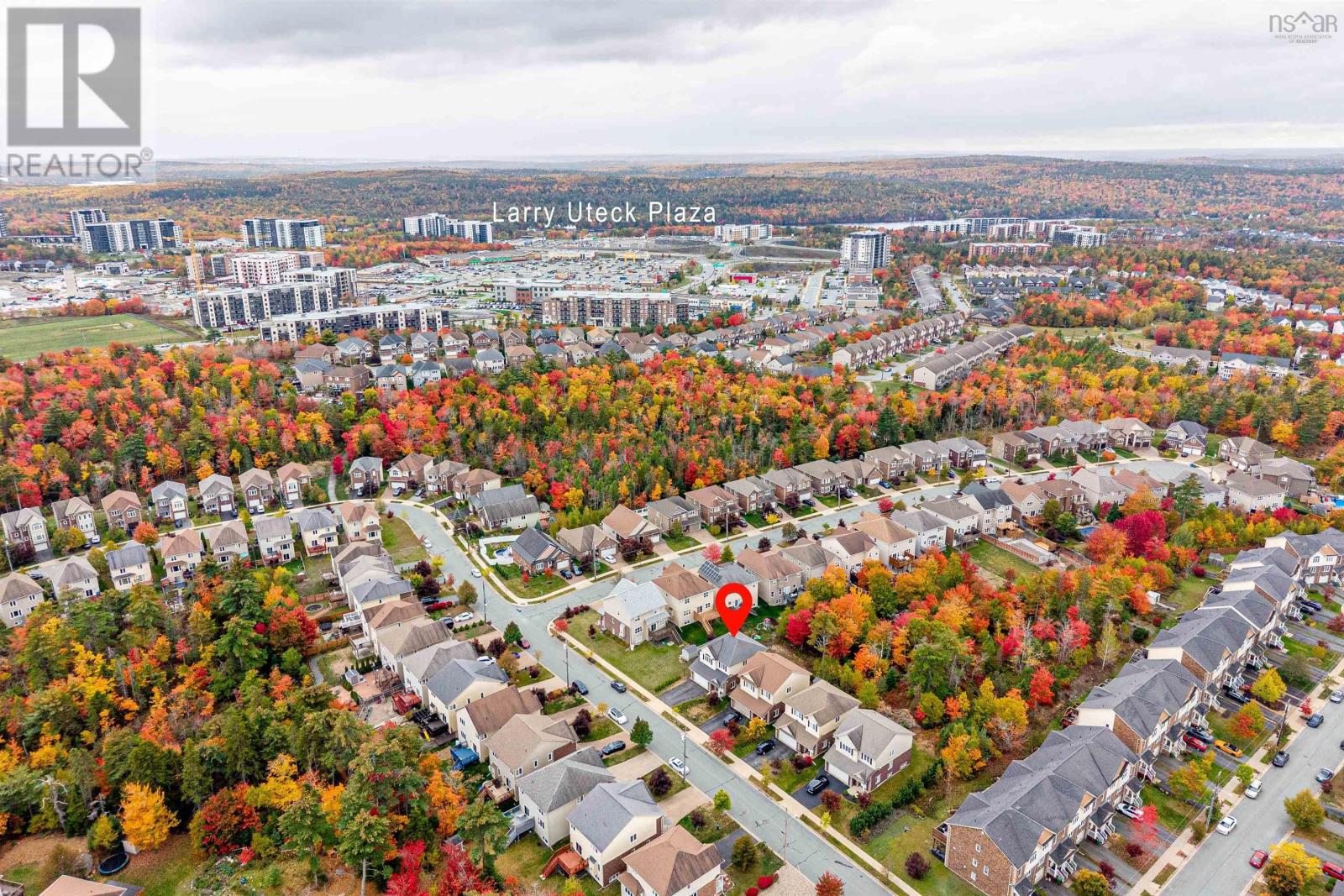 Property 38 of 40 of 122 Windridge Lane