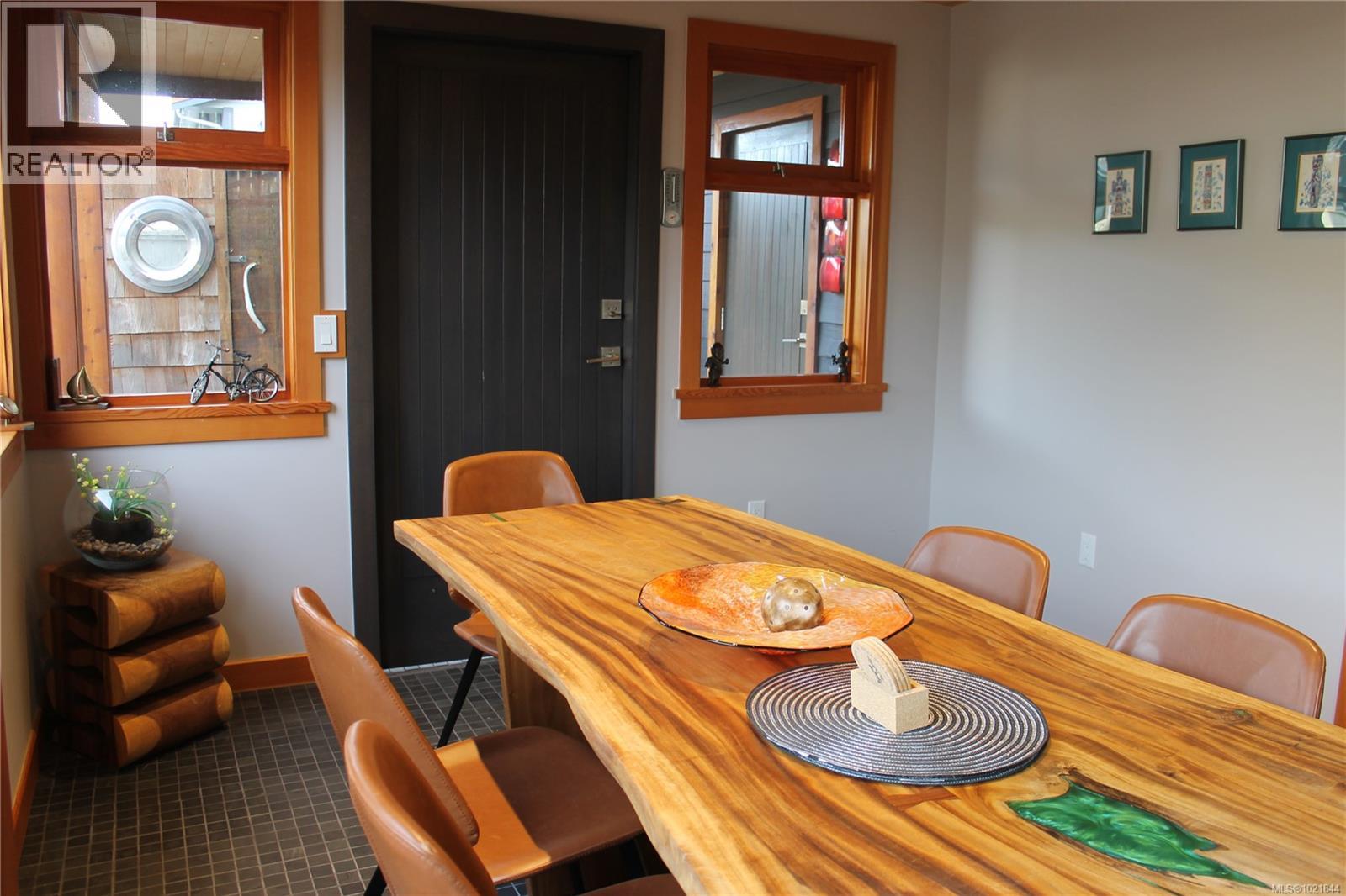 1721 Wilmot Rd, Cowichan Bay