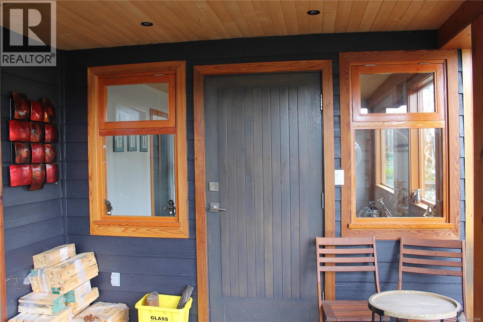 1721 Wilmot Rd, Cowichan Bay