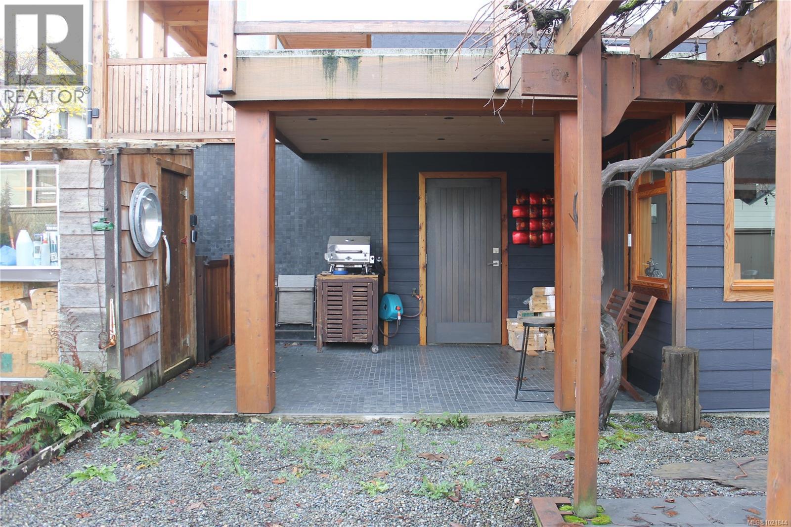 1721 Wilmot Rd, Cowichan Bay