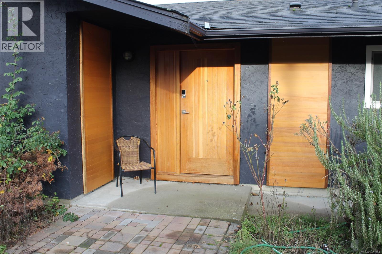 1721 Wilmot Rd, Cowichan Bay