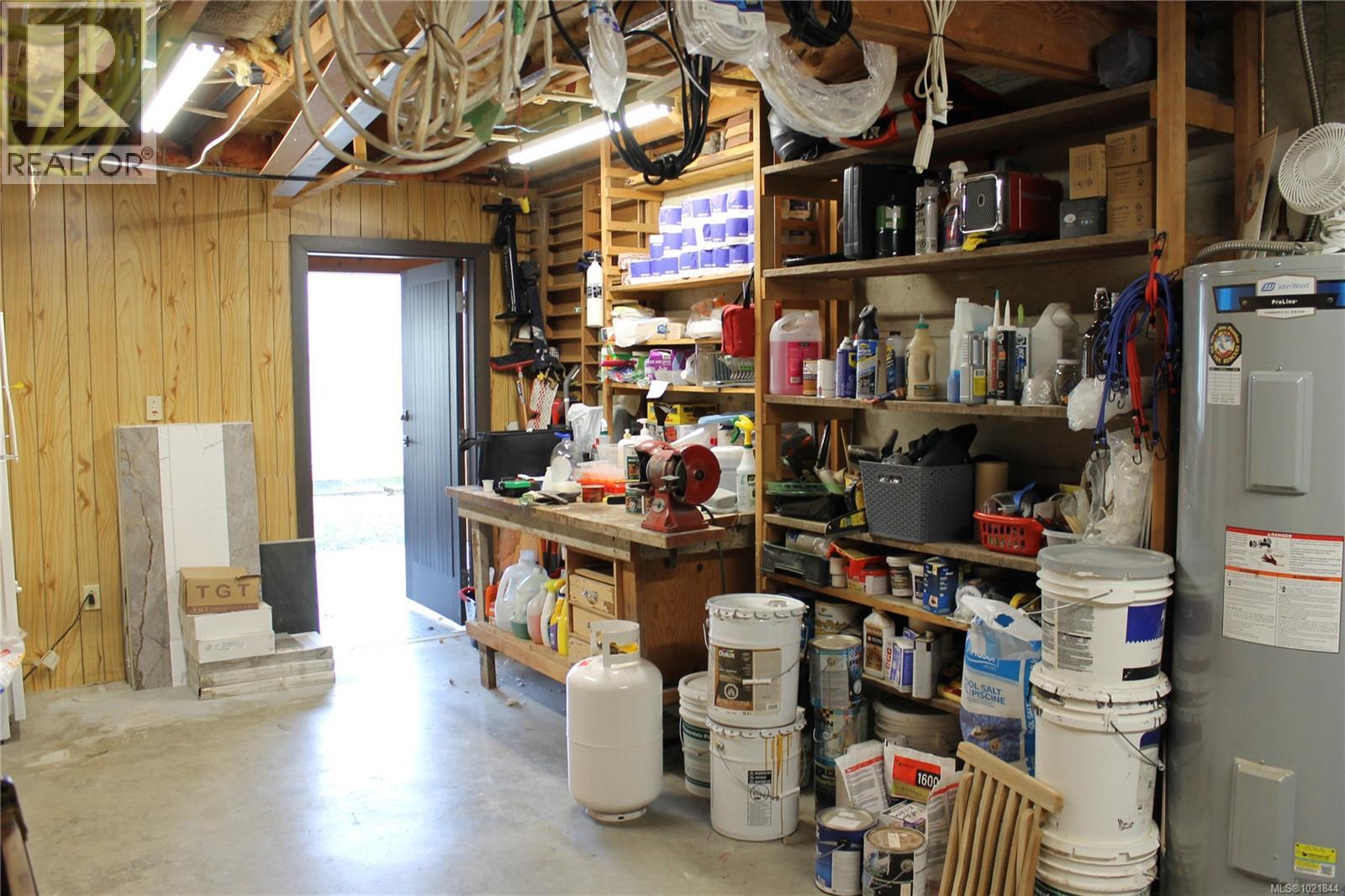 1721 Wilmot Rd, Cowichan Bay