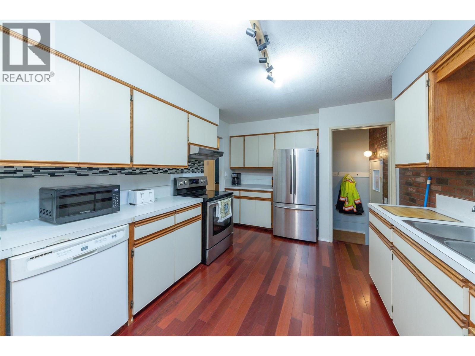 1267 CRESTON Place, Kamloops