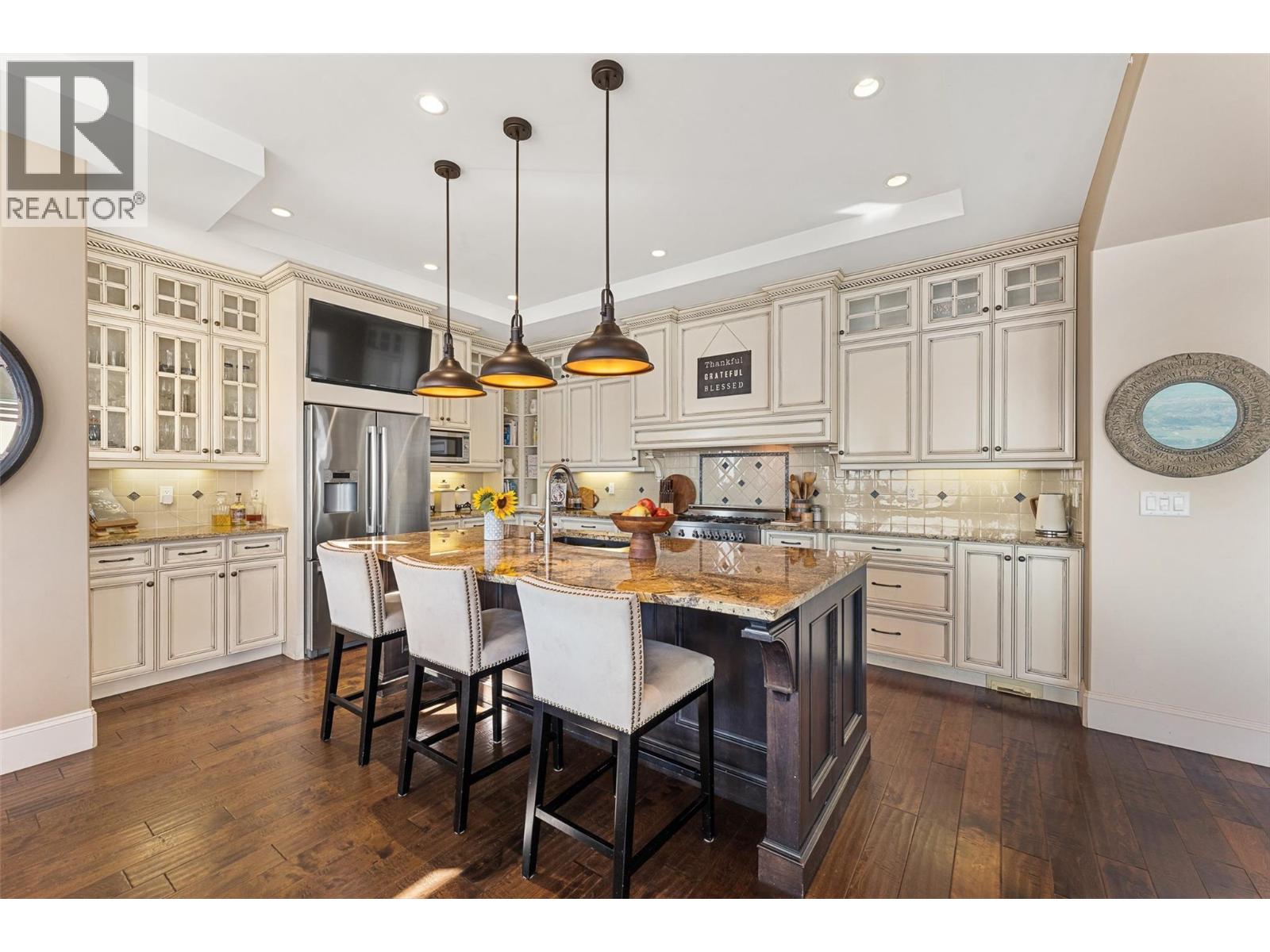 3211 Pinot Noir Place, West Kelowna