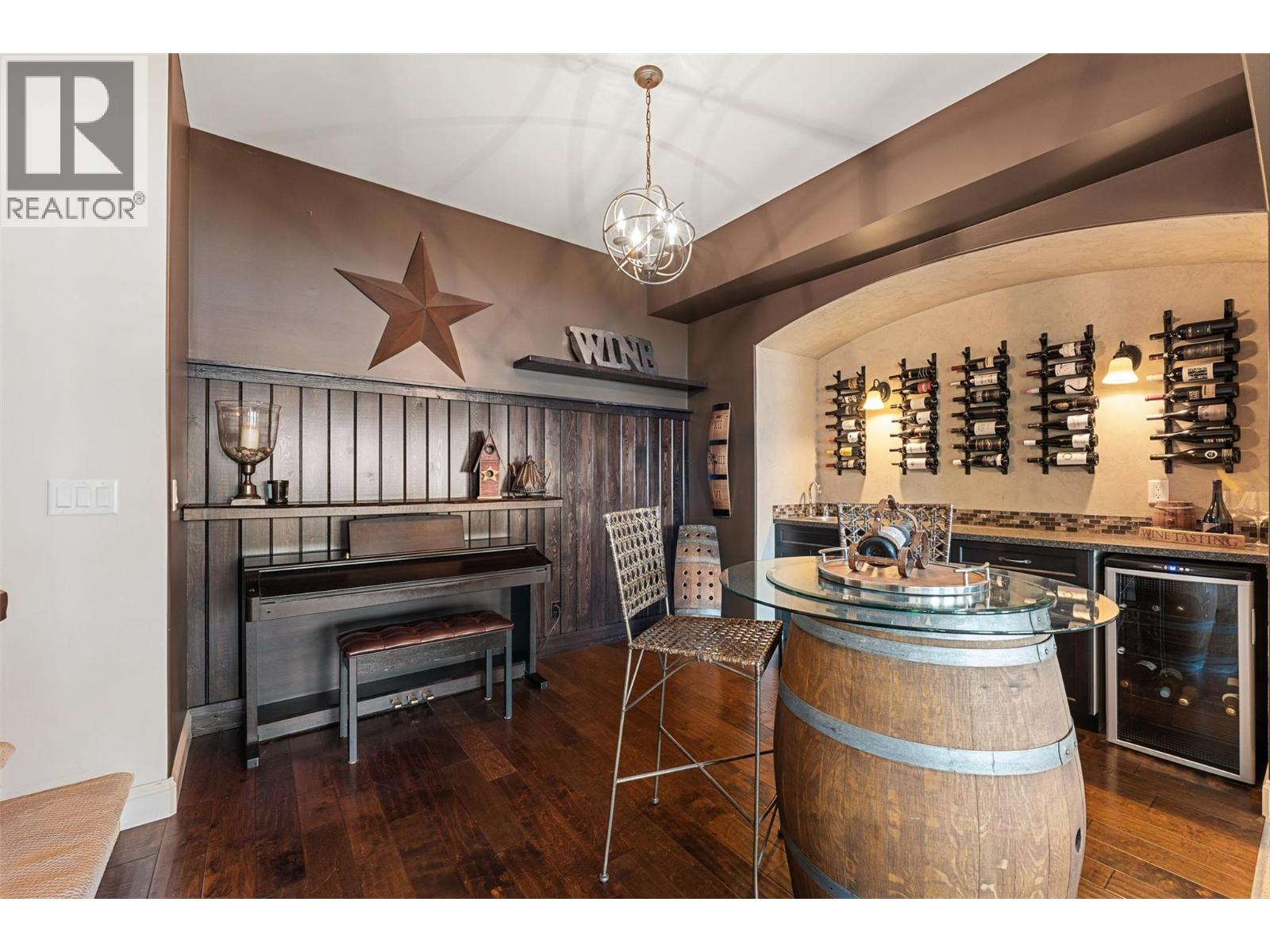 3211 Pinot Noir Place, West Kelowna