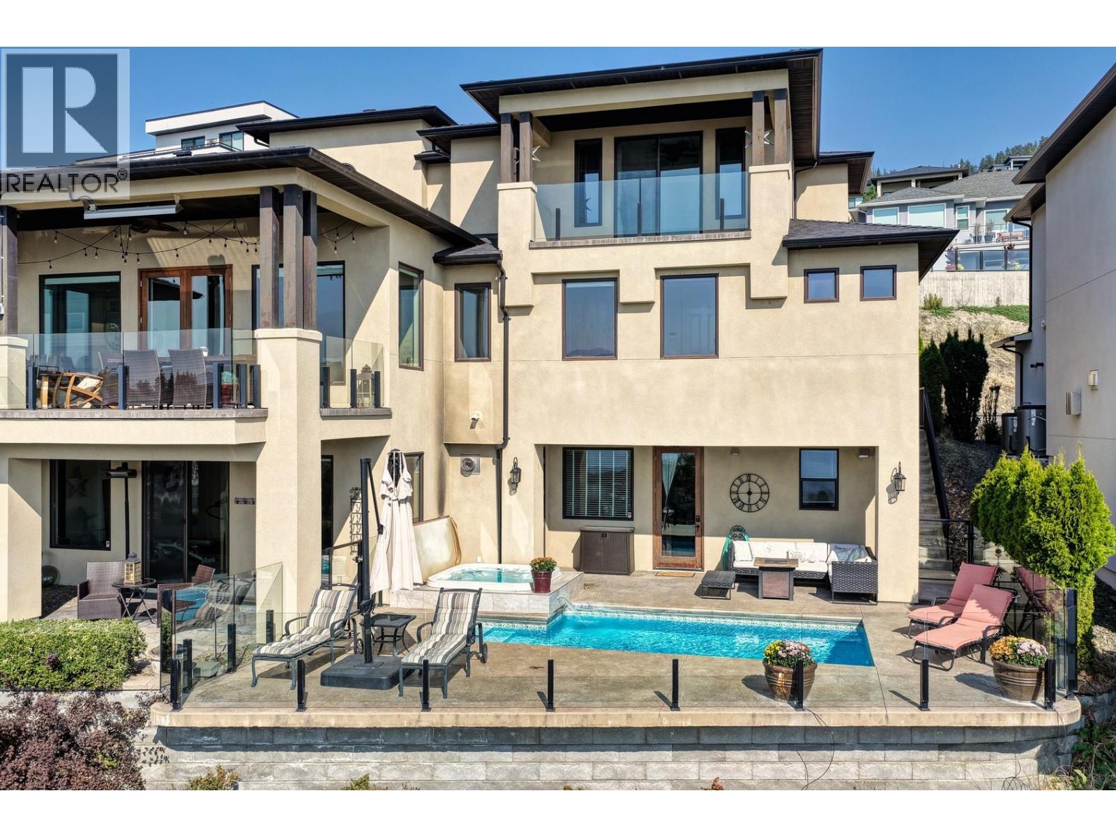 3211 Pinot Noir Place, West Kelowna
