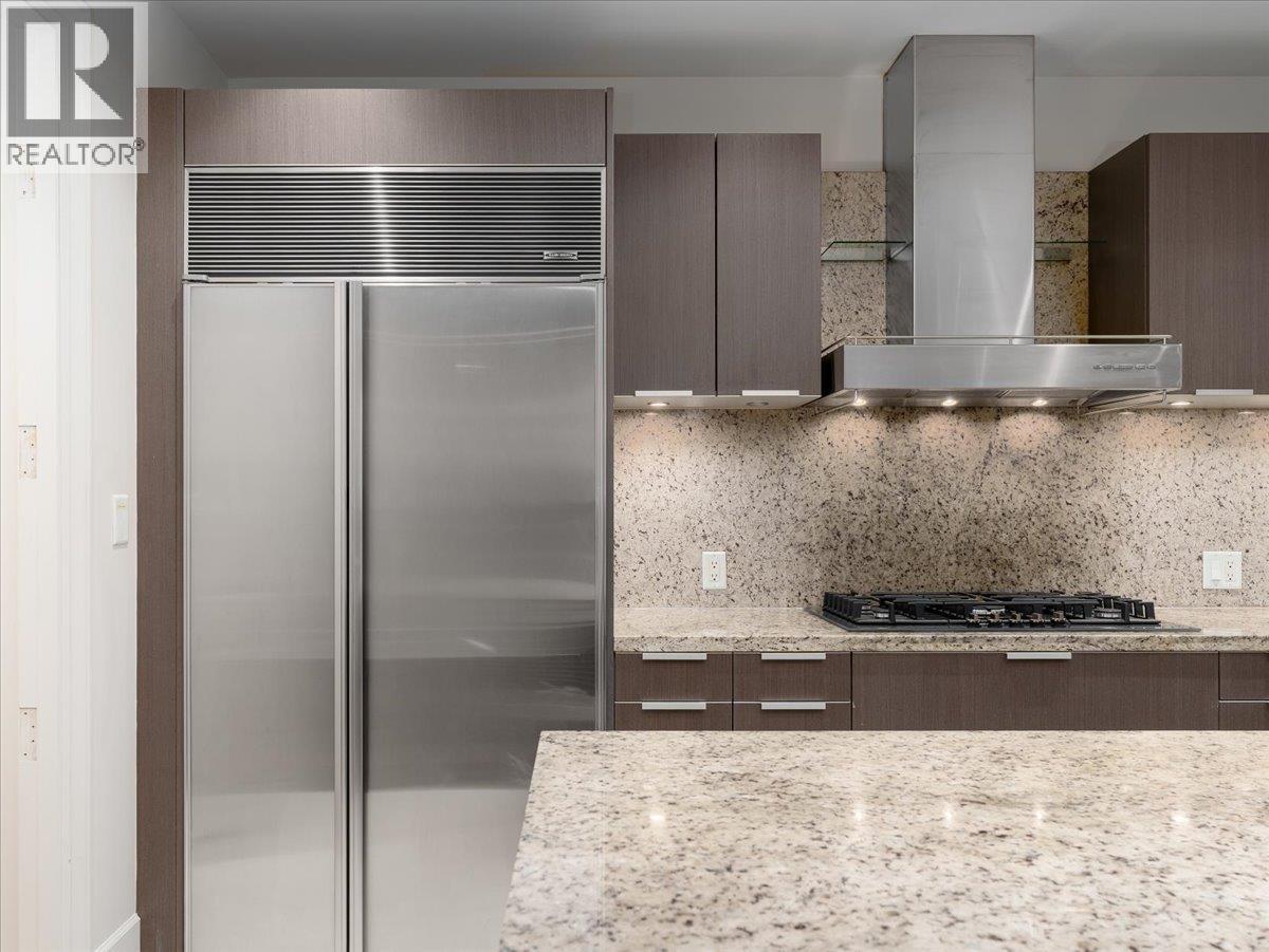 401 508 WATERS EDGE CRESCENT, West Vancouver