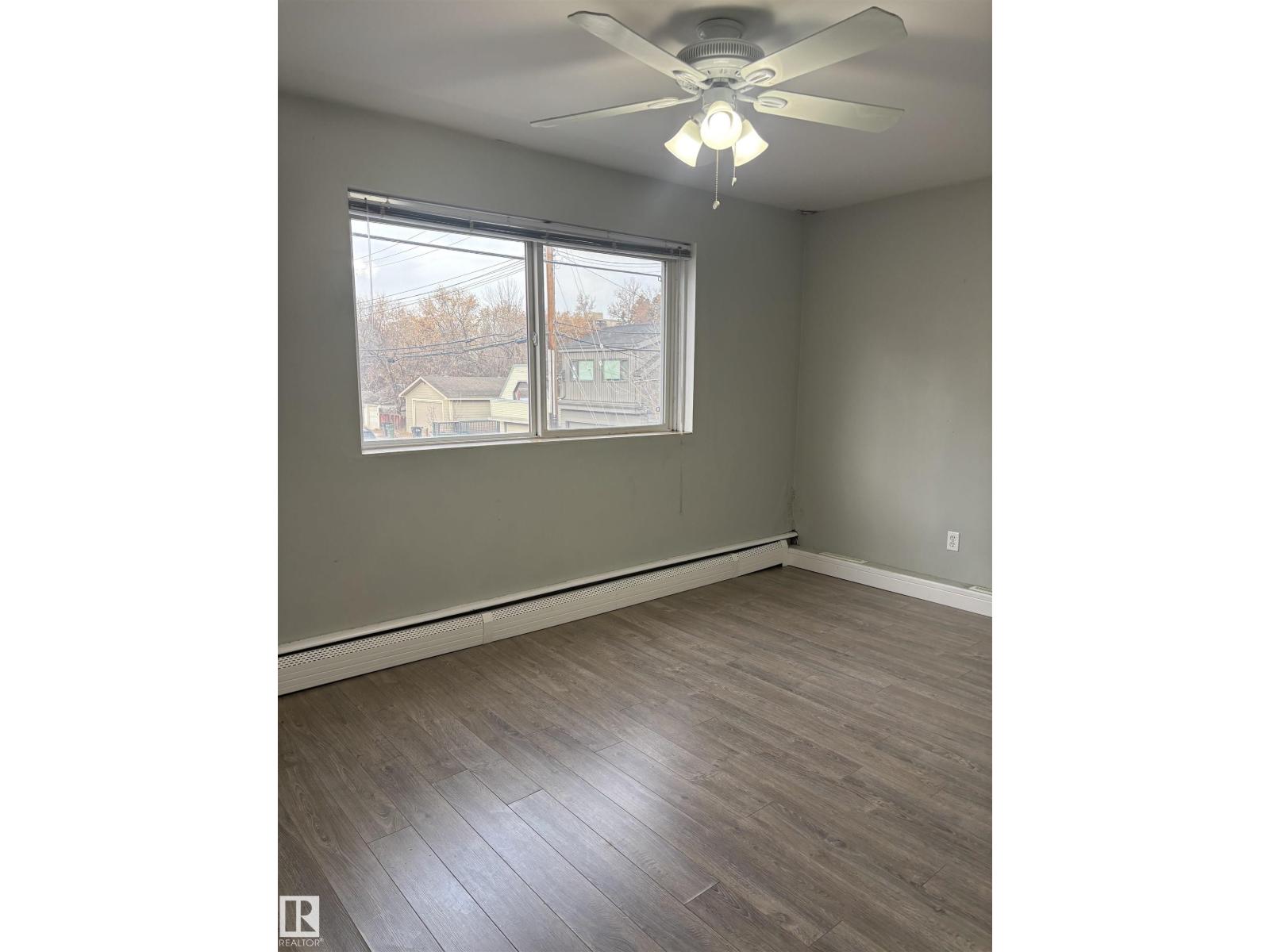 #24 8406 104 ST NW, Edmonton