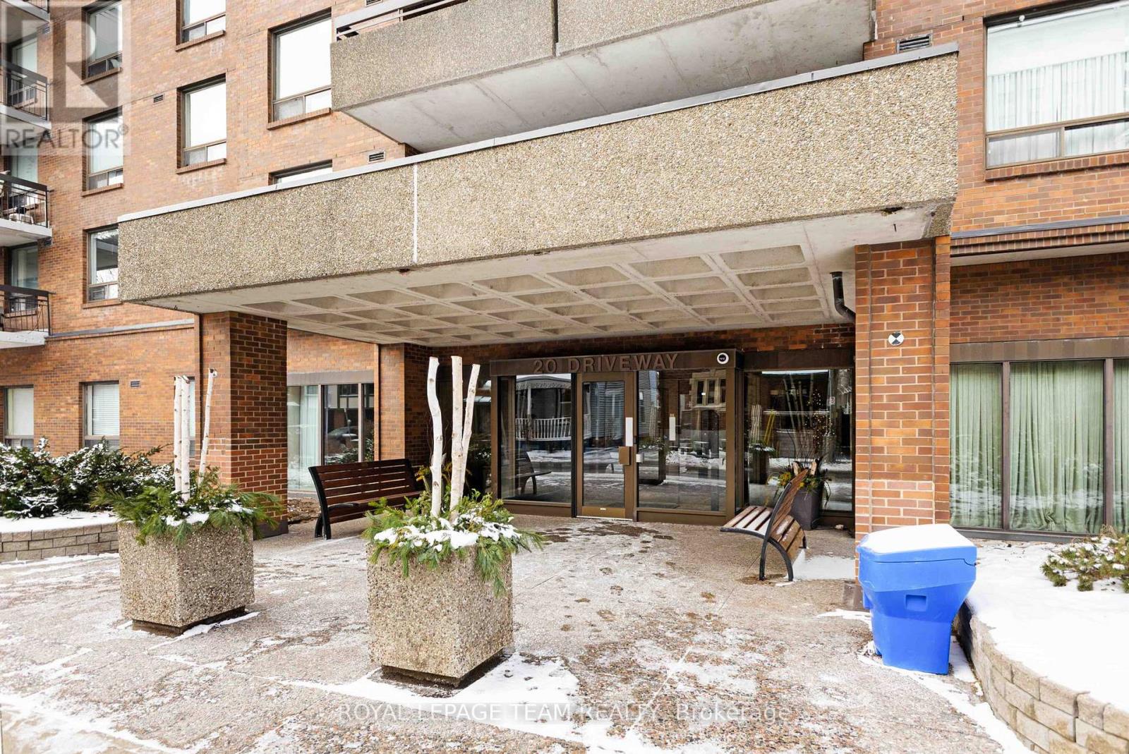 Welcome to 20 The Driveway