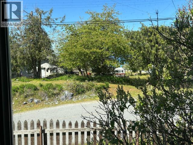 5081 COLUMBIA STREET, Texada Island