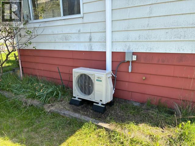 5081 COLUMBIA STREET, Texada Island