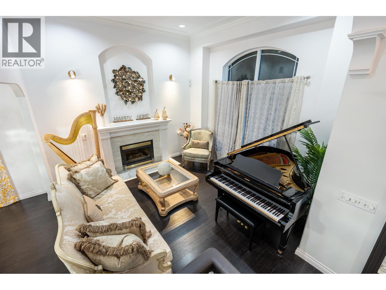 887 RIVERSIDE DRIVE, Port Coquitlam