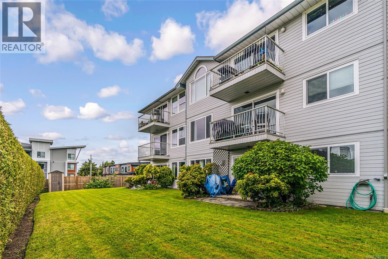 203 435 Morison Ave, Parksville