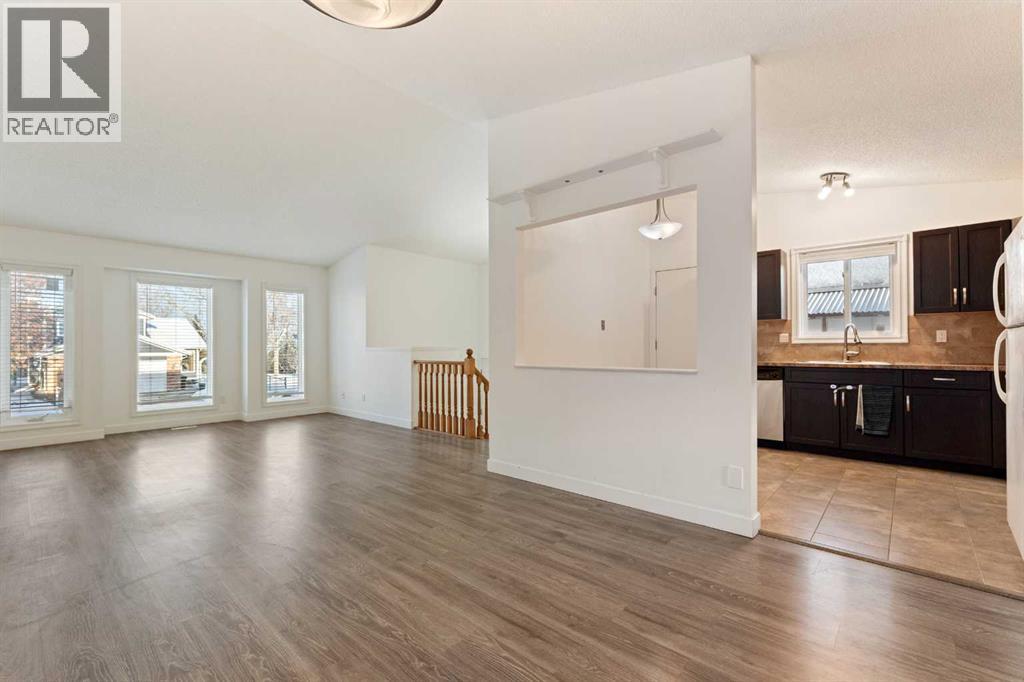 Single Family House Bi-level for Sale in  Shawinigan Rise SW Shawnessy Calgary 