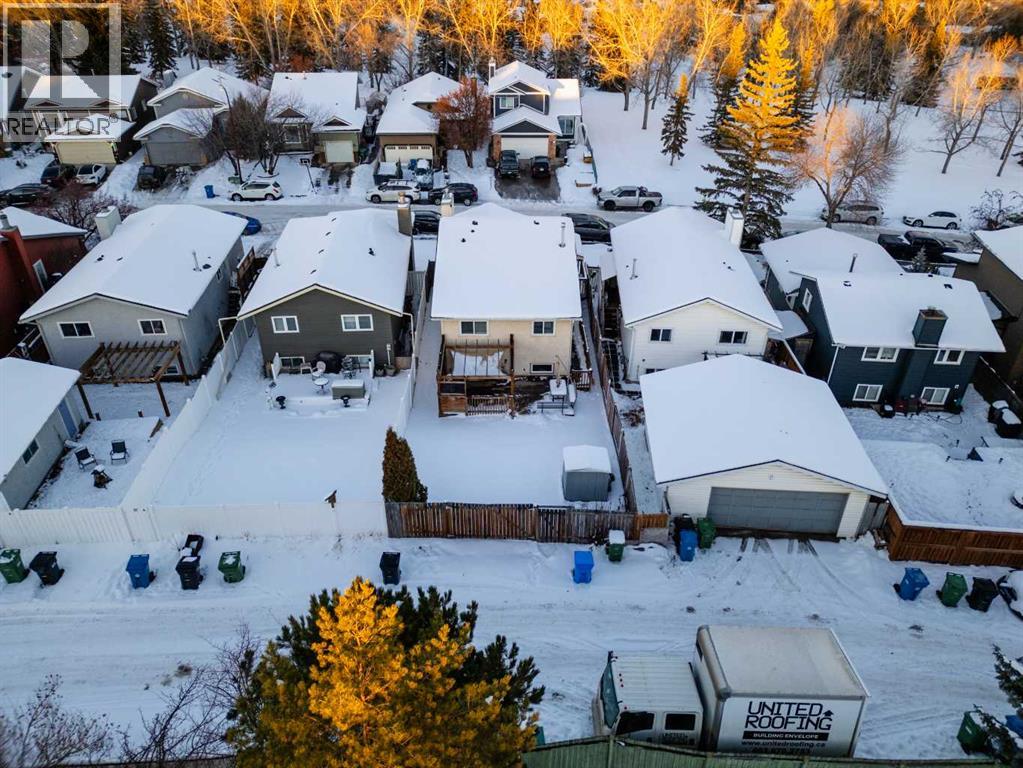 Single Family House Bi-level for Sale in  Shawinigan Rise SW Shawnessy Calgary 