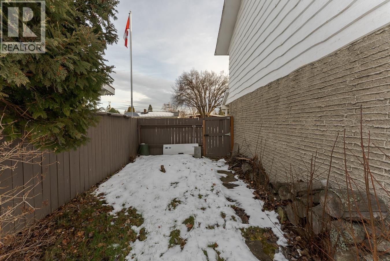 2425 EWERT CRESCENT, Prince George