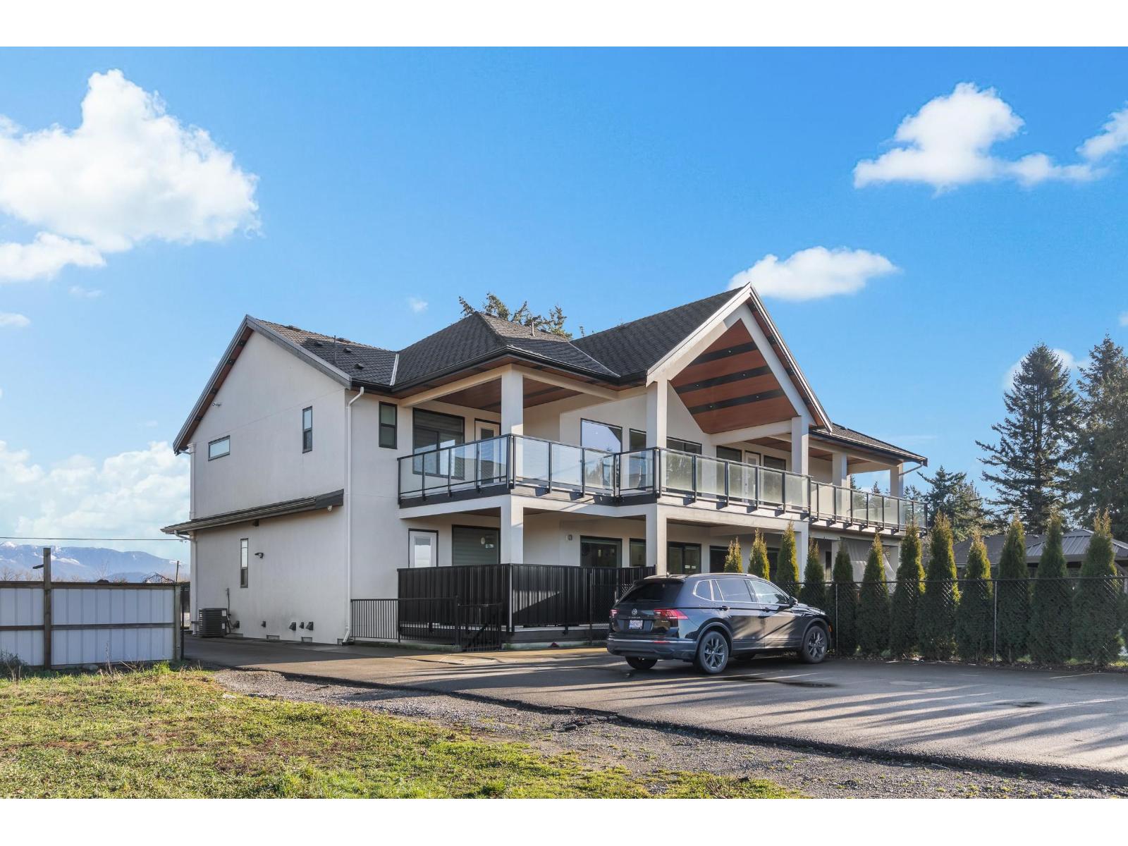 1283 GLADWIN ROAD, Abbotsford