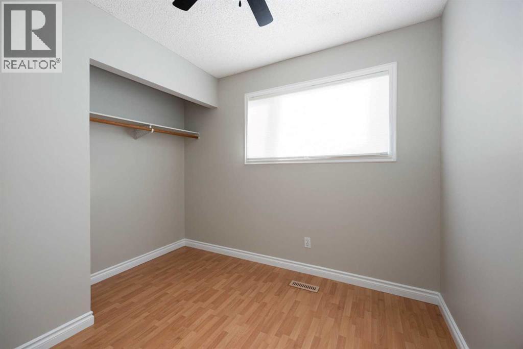 122 Maclaren Bay, Fort McMurray