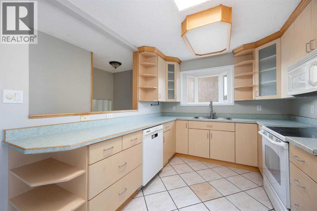 122 Maclaren Bay, Fort McMurray