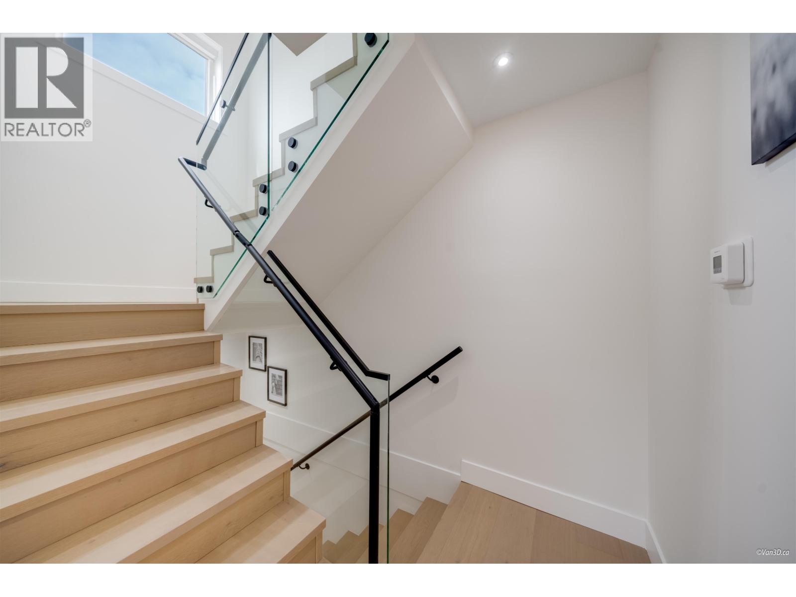 1 4463 WALDEN STREET, Vancouver