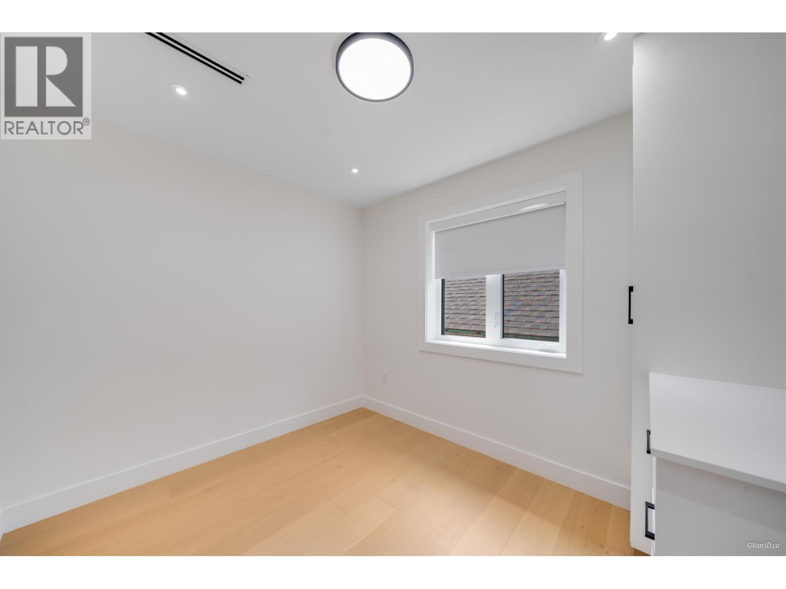 2 4463 WALDEN STREET, Vancouver