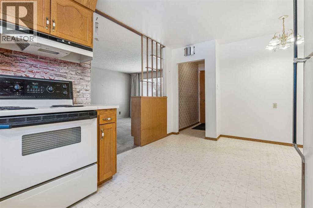 Single Family House Bungalow for Sale in  Tache Avenue NW Thorncliffe Calgary 