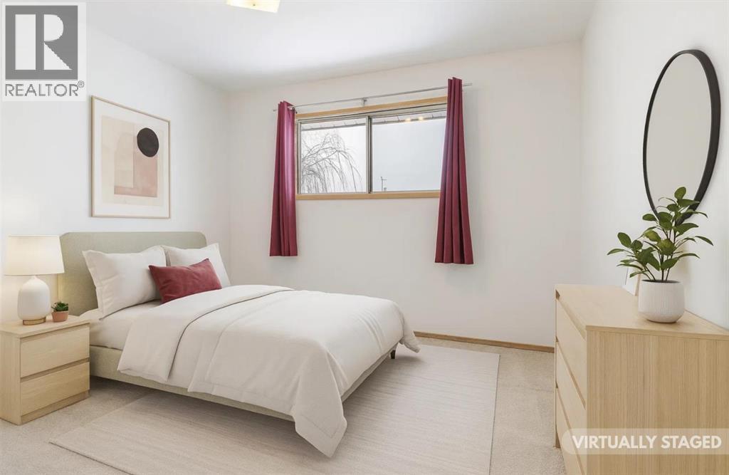 Single Family House Bungalow for Sale in  Tache Avenue NW Thorncliffe Calgary 