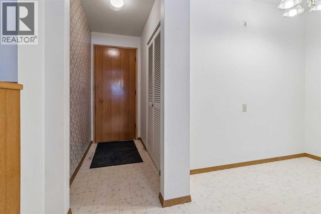 Single Family House Bungalow for Sale in  Tache Avenue NW Thorncliffe Calgary 