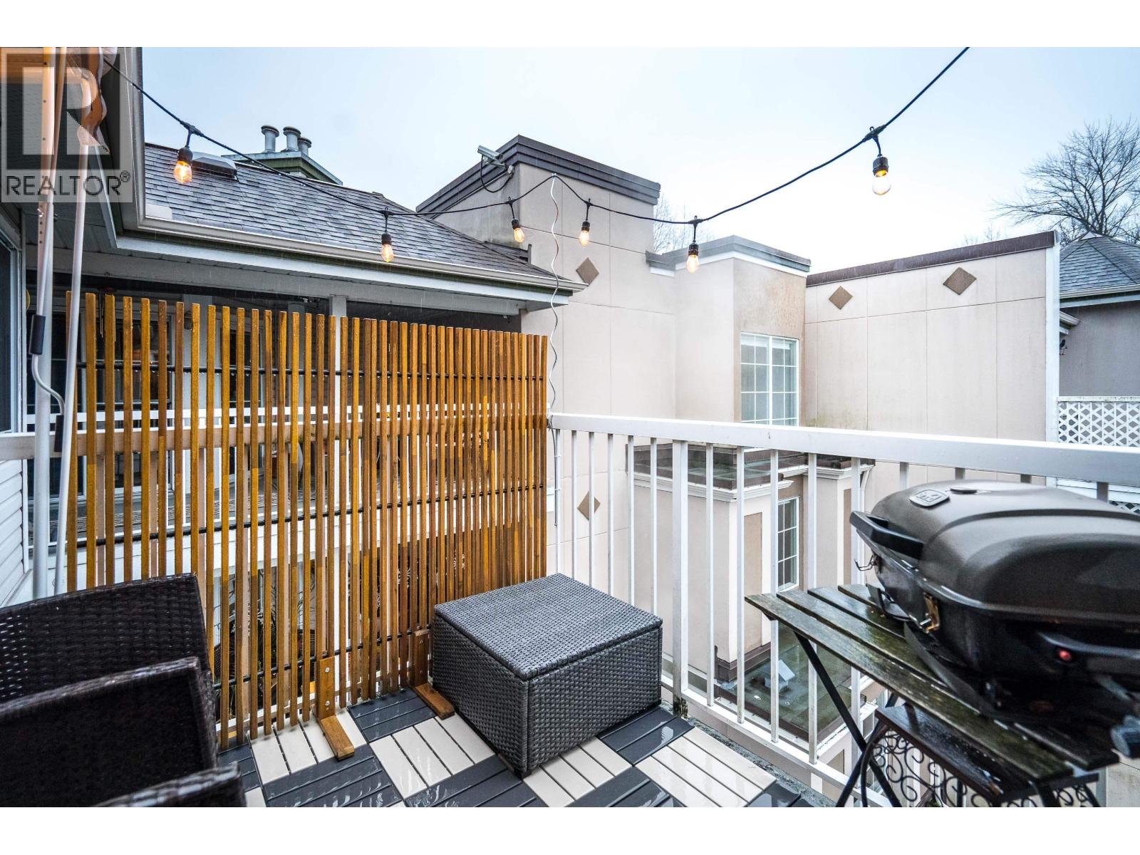 401 2678 DIXON STREET, Port Coquitlam