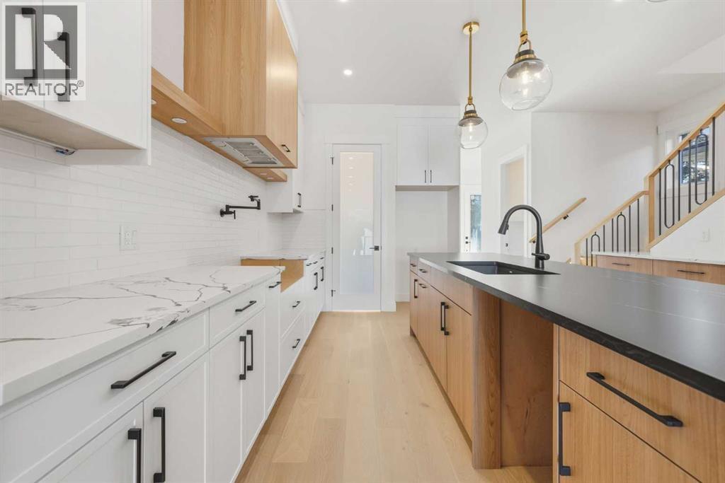 Single Family House for Sale in   Avenue SW Richmond Calgary 