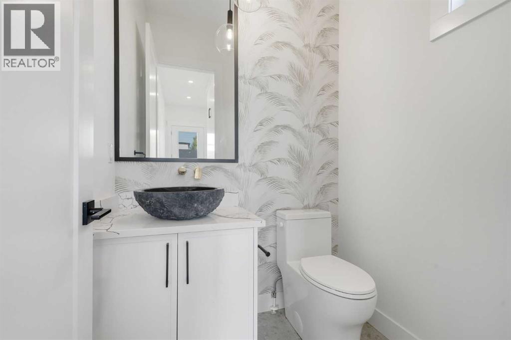 Single Family House for Sale in   Avenue SW Richmond Calgary 