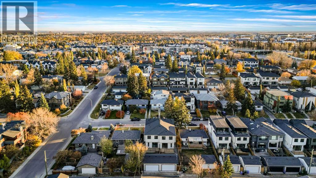 Single Family House for Sale in   Avenue SW Richmond Calgary 