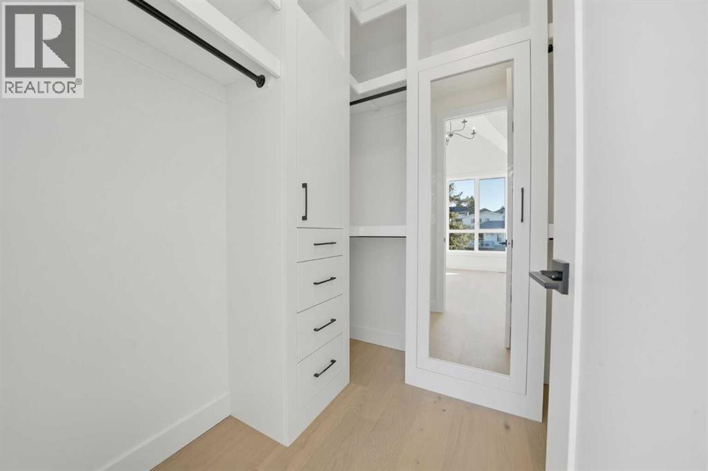 Single Family House for Sale in   Avenue SW Richmond Calgary 