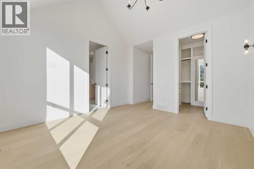 Single Family House for Sale in   Avenue SW Richmond Calgary 