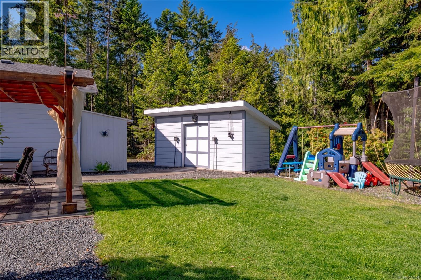 1356 Meadowood Way, Qualicum Beach