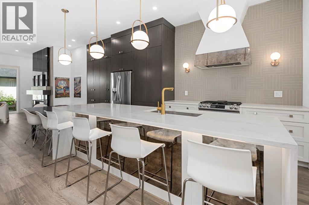 Single Family House for Sale in B  Avenue SW North Glenmore Park Calgary 