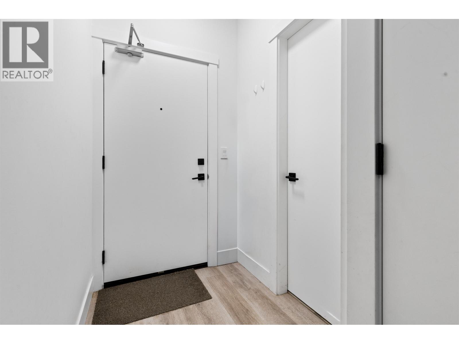 2404 2180 KELLY AVENUE, Port Coquitlam