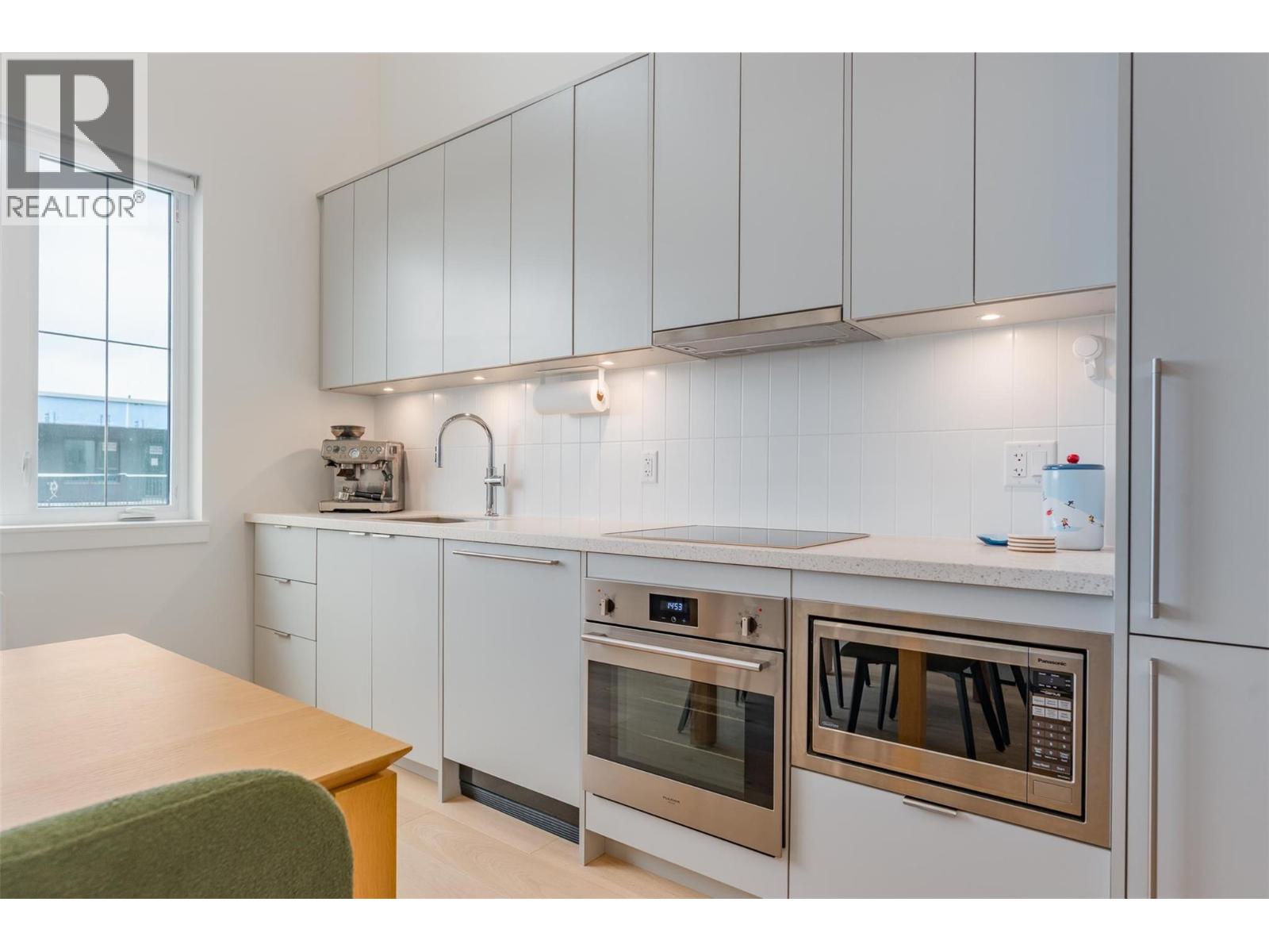 4280 Red Mountain Road Unit# 423, Rossland