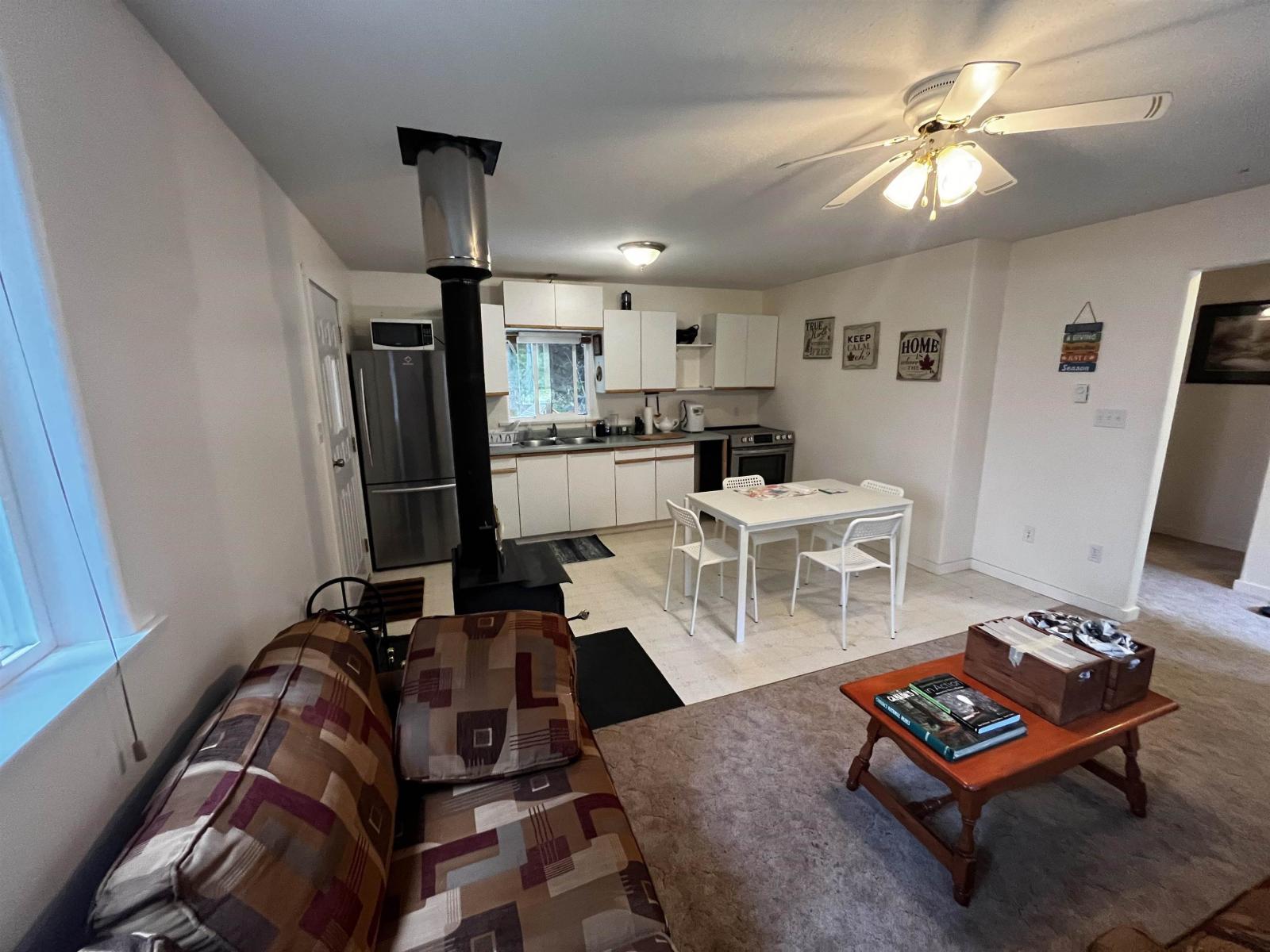 14611 ALPINE BOULEVARD, Sunshine Valley, Hope