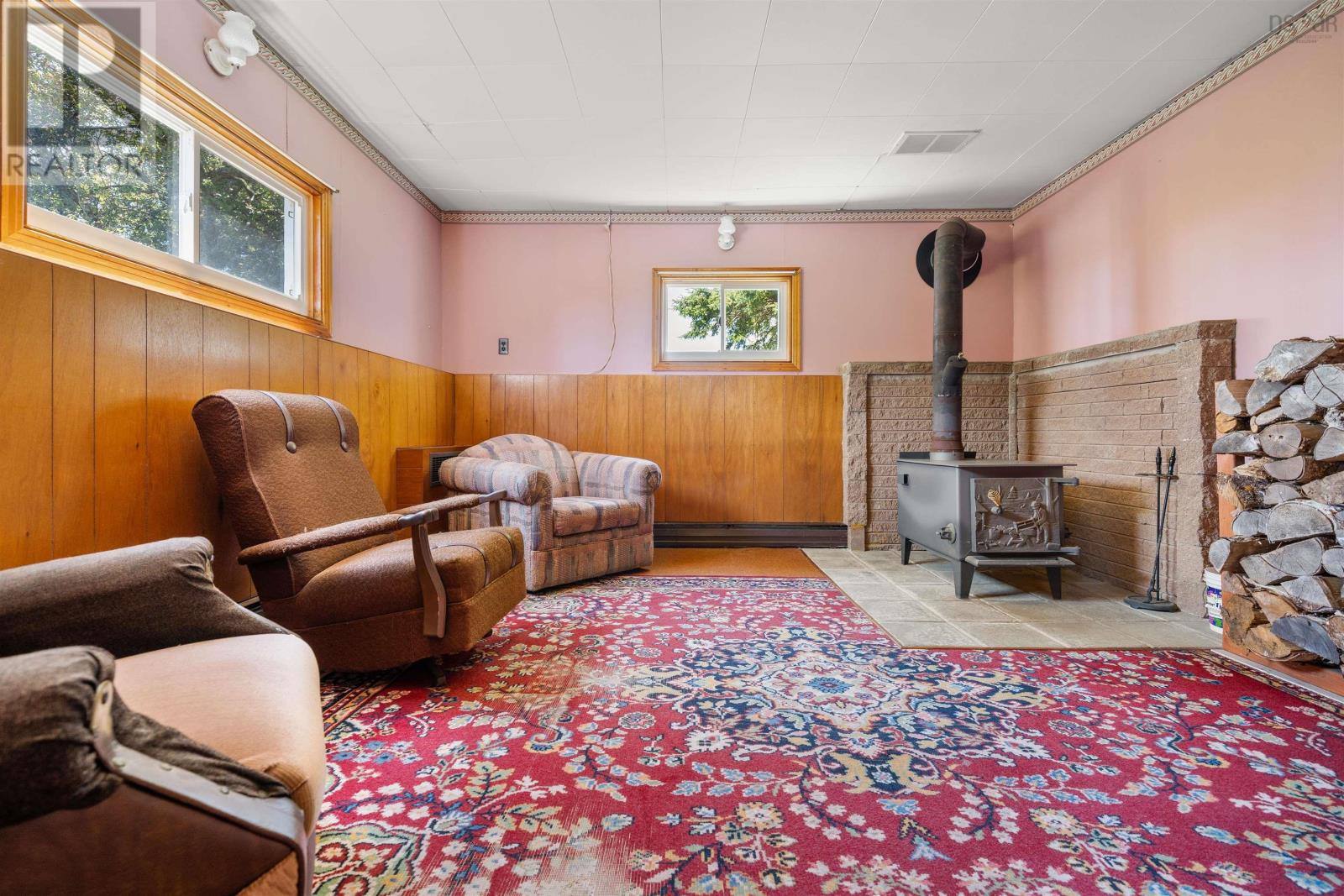 Property 21 of 49 of 571 Burntcoat Road