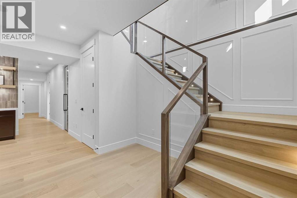 Single Family House for Sale in   Avenue SW Richmond Calgary 