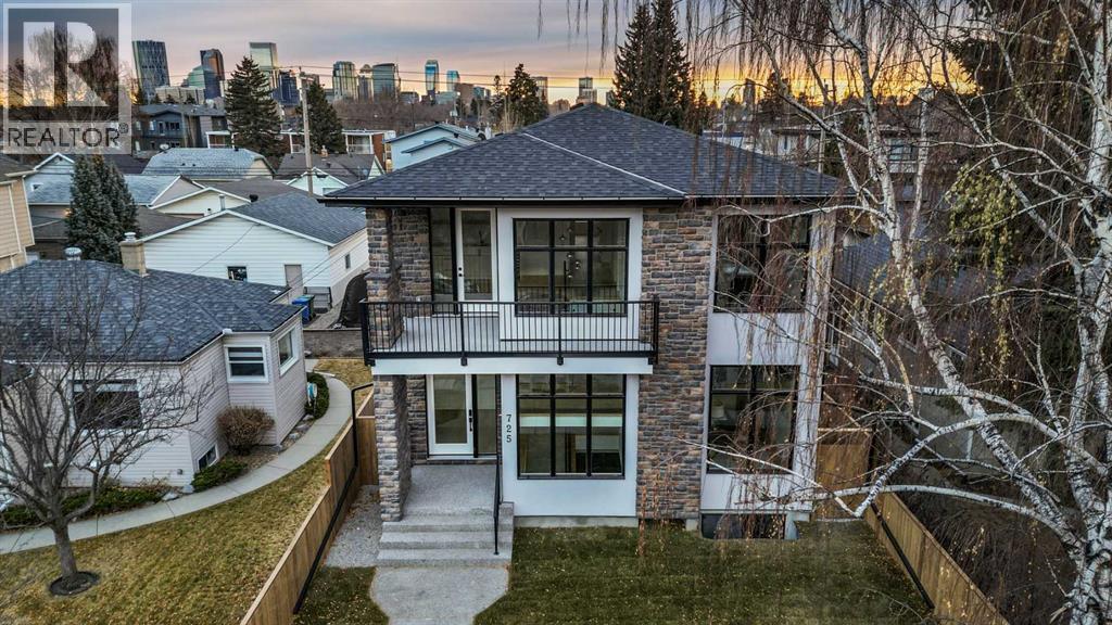Single Family House for Sale in   Avenue NW Mount Pleasant Calgary 