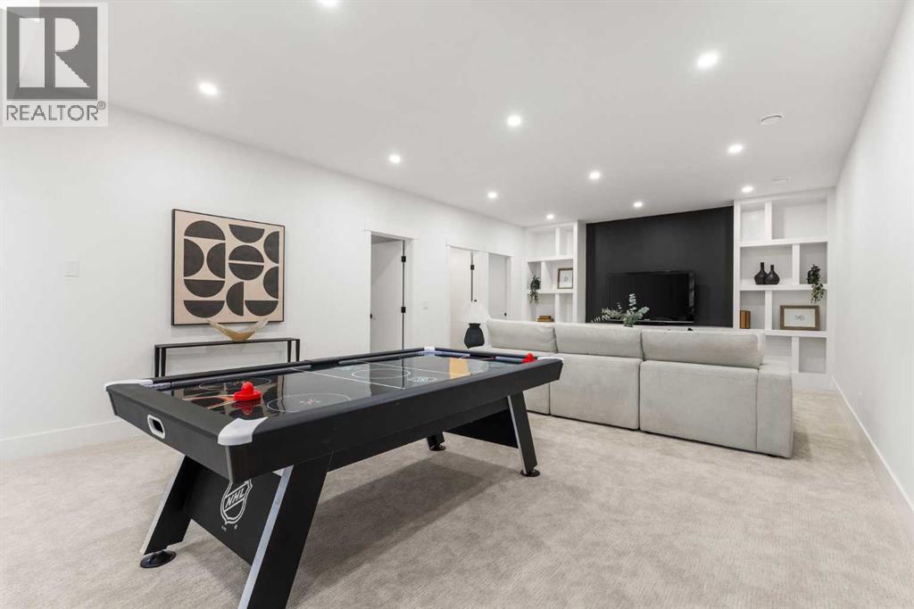 Single Family House for Sale in   Avenue NW Mount Pleasant Calgary 