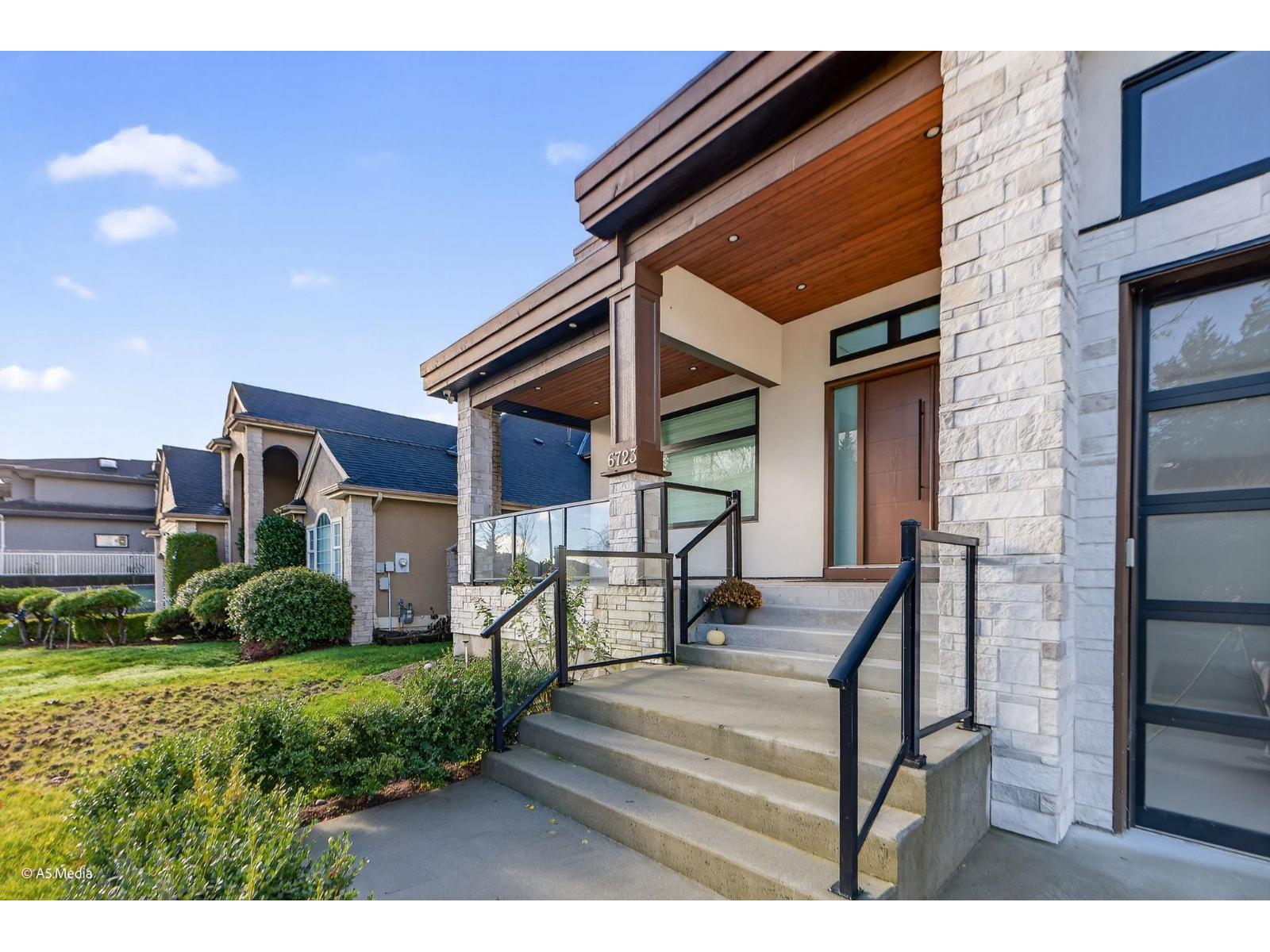 6723 122A STREET, Surrey