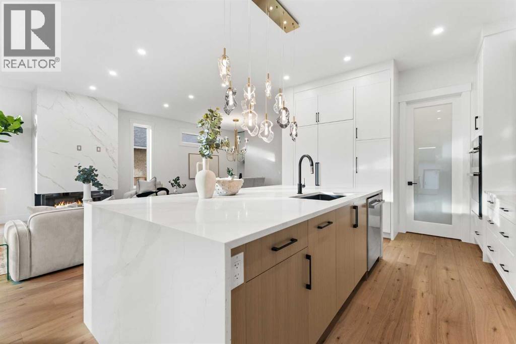 Single Family House for Sale in   Avenue NW Mount Pleasant Calgary 